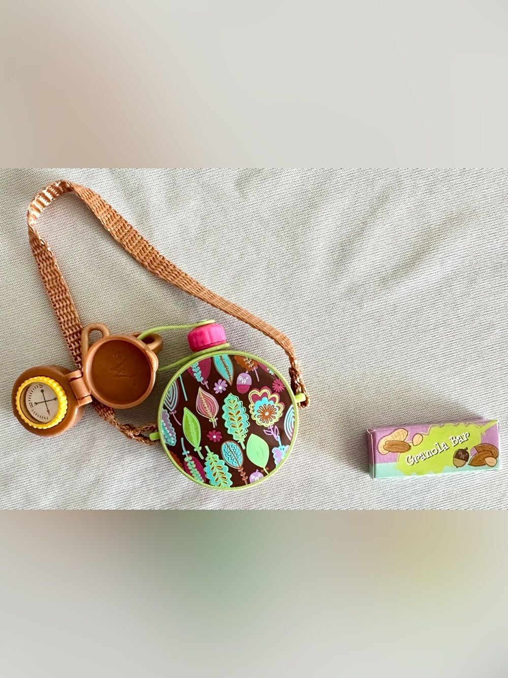 American Girl WellieWishers Nature Explorer Accessory Set for 14.5” Doll - Picture 2 of 5